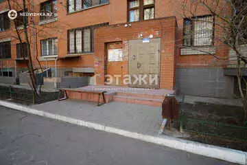 4-комнатная квартира, этаж 5 из 5, 106 м²