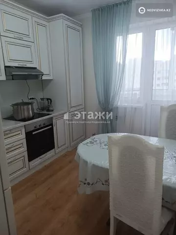 2-комнатная квартира, этаж 8 из 14, 70 м²