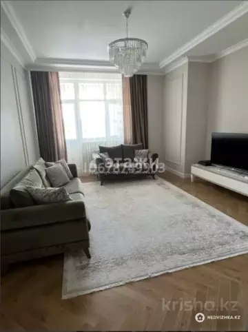 4-комнатная квартира, этаж 9 из 10, 120 м²