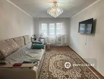 2-комнатная квартира, этаж 3 из 5, 42 м²