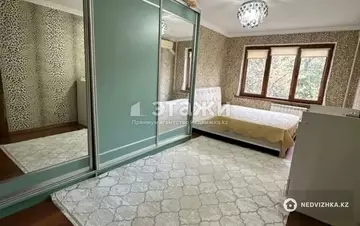 3-комнатная квартира, этаж 4 из 5, 68 м²
