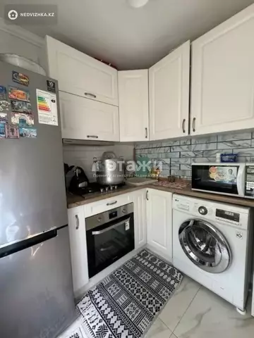 2-комнатная квартира, этаж 4 из 5, 44 м²