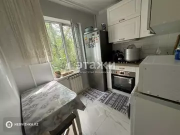 2-комнатная квартира, этаж 4 из 5, 44 м²