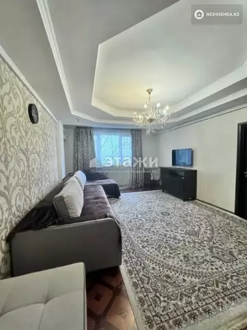 2-комнатная квартира, этаж 4 из 10, 73 м²