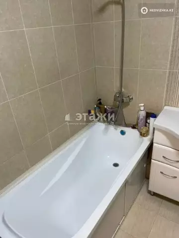 2-комнатная квартира, этаж 4 из 10, 73 м²