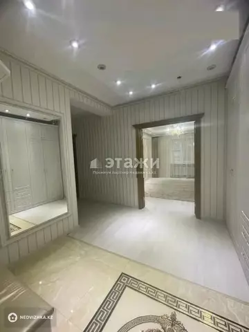 117 м², 4-комнатная квартира, этаж 8 из 9, 117 м², изображение - 0