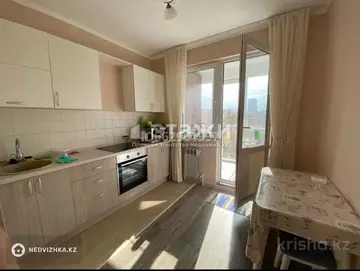 1-комнатная квартира, этаж 9 из 13, 38 м²