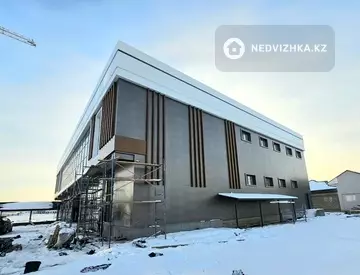 Здание, 3 этажа, 2 532 м²