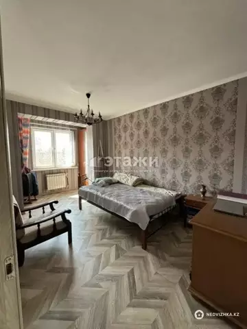 3-комнатная квартира, этаж 4 из 13, 88 м²