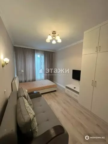 63 м², 2-комнатная квартира, этаж 6 из 12, 63 м², на длительный срок, изображение - 2