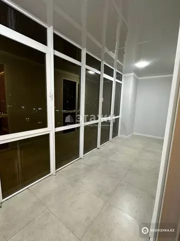 1-комнатная квартира, этаж 3 из 9, 50 м²
