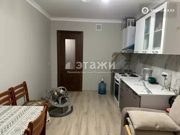 1-комнатная квартира, этаж 4 из 5, 42 м²