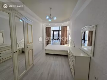2-комнатная квартира, этаж 3 из 3, 78 м²