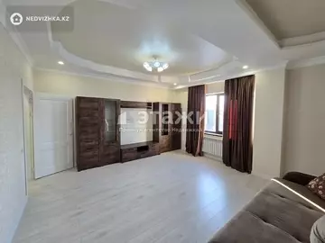2-комнатная квартира, этаж 3 из 3, 78 м²
