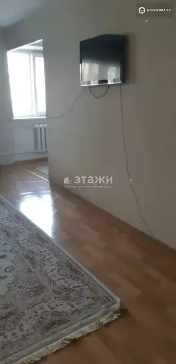2-комнатная квартира, этаж 2 из 4, 42 м²