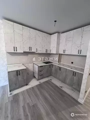 2-комнатная квартира, этаж 5 из 15, 54 м²