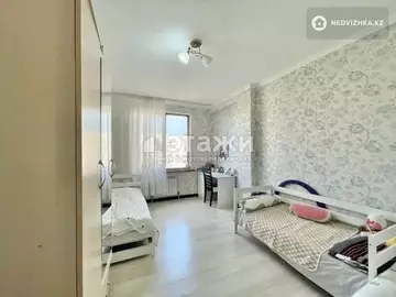 3-комнатная квартира, этаж 8 из 10, 92 м²
