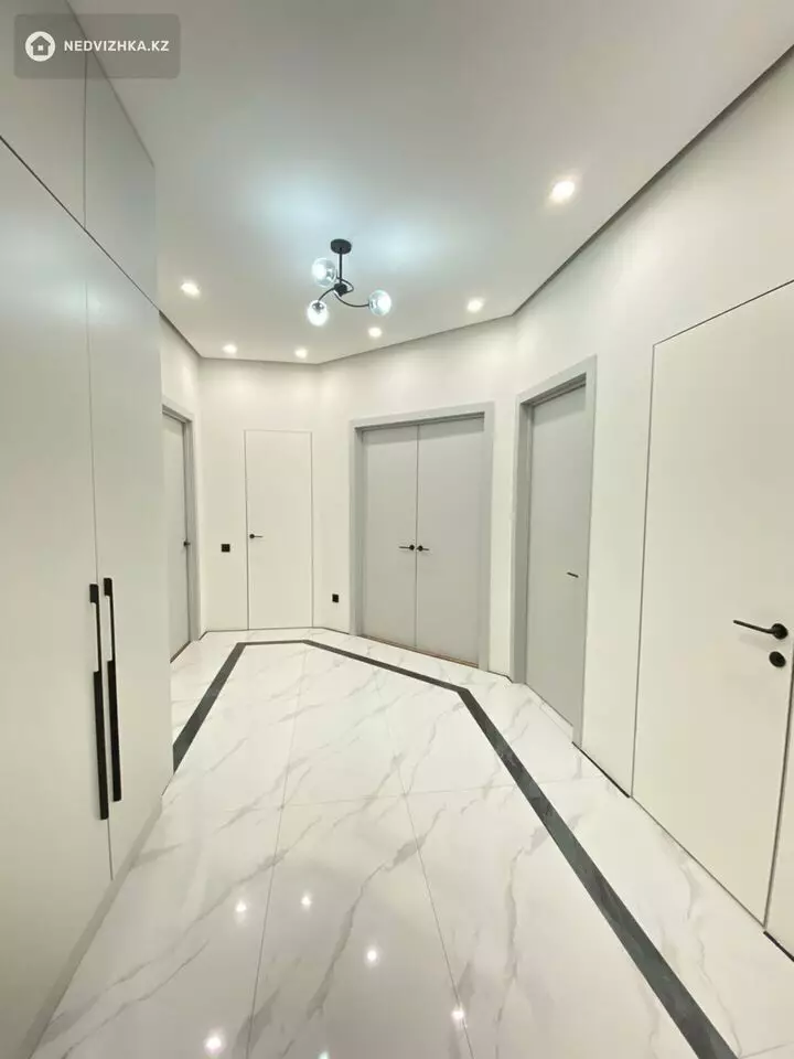 92 м², 3-комнатная квартира, этаж 5 из 10, 92 м², изображение - 1