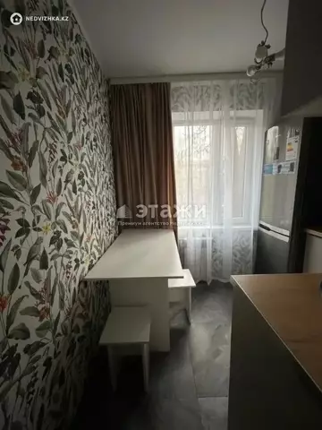 2-комнатная квартира, этаж 3 из 5, 44 м²