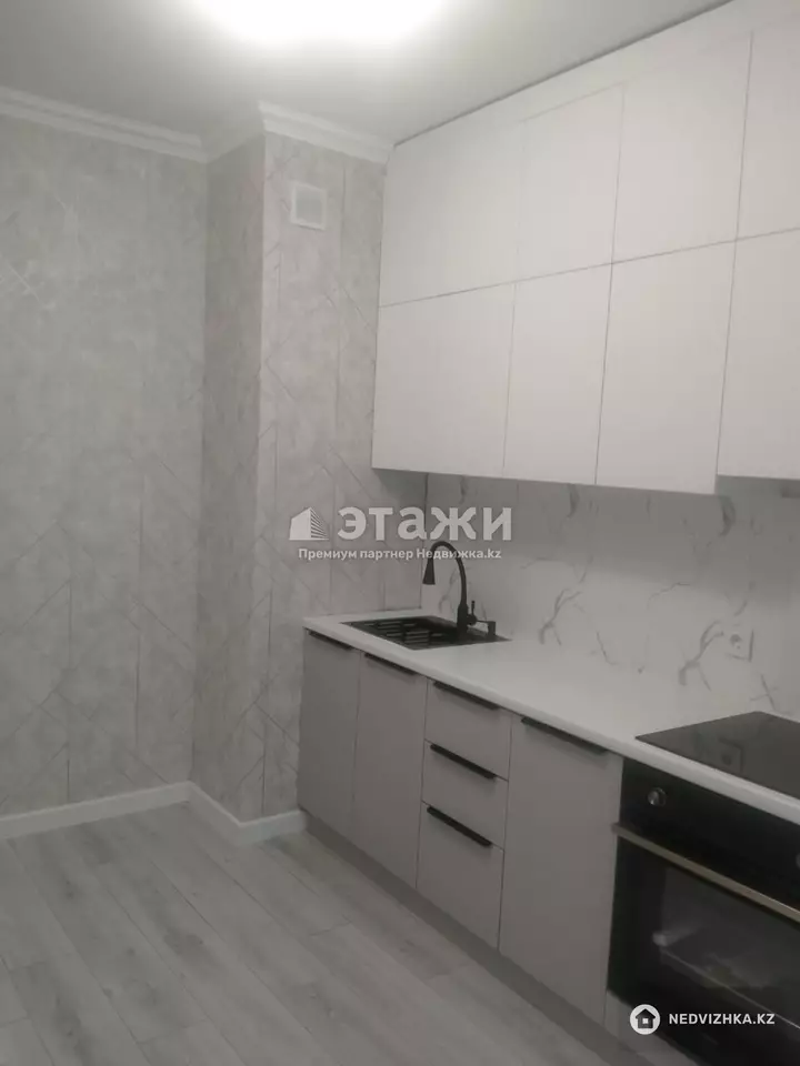 64 м², 3-комнатная квартира, этаж 3 из 12, 64 м², изображение - 1