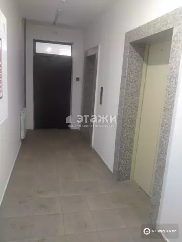 3-комнатная квартира, этаж 3 из 12, 64 м²