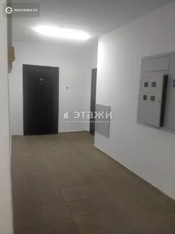 3-комнатная квартира, этаж 3 из 12, 64 м²