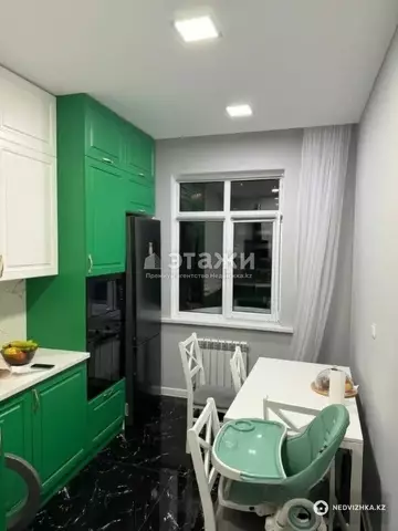 2-комнатная квартира, этаж 9 из 13, 61 м²