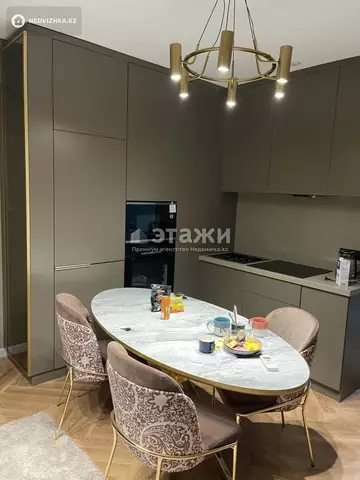 2-комнатная квартира, этаж 6 из 13, 62 м², на длительный срок