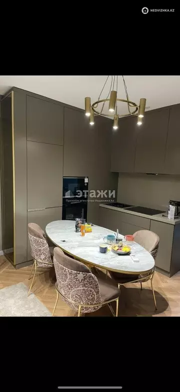 2-комнатная квартира, этаж 6 из 13, 62 м², на длительный срок