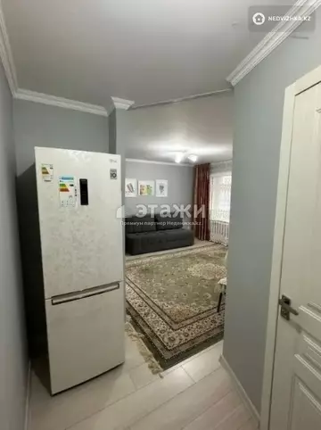 2-комнатная квартира, этаж 2 из 5, 38 м²