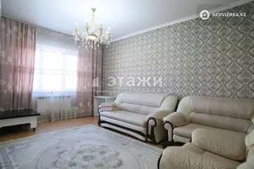 3-комнатная квартира, этаж 6 из 9, 74 м², на длительный срок