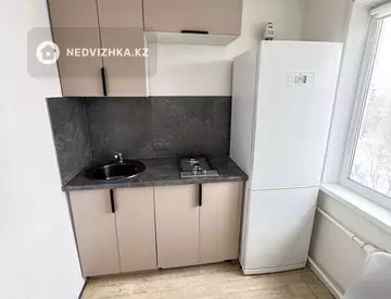 3-комнатная квартира, этаж 5 из 5, 60 м², на длительный срок