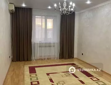 3-комнатная квартира, этаж 5 из 5, 81 м², на длительный срок