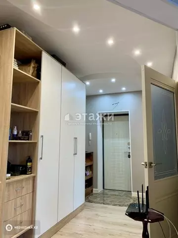 62 м², 2-комнатная квартира, этаж 2 из 9, 62 м², изображение - 2