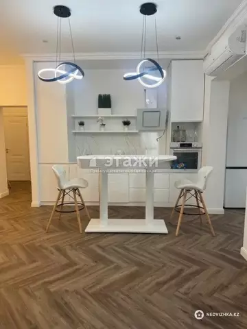 3-комнатная квартира, этаж 19 из 20, 83 м²