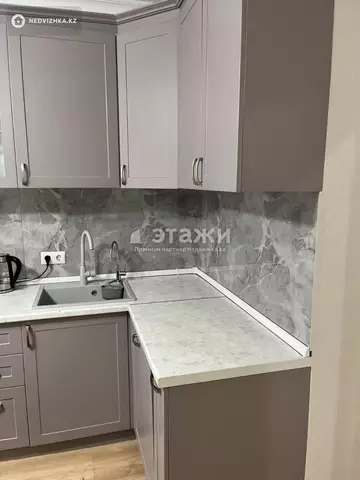 3-комнатная квартира, этаж 3 из 9, 92 м²