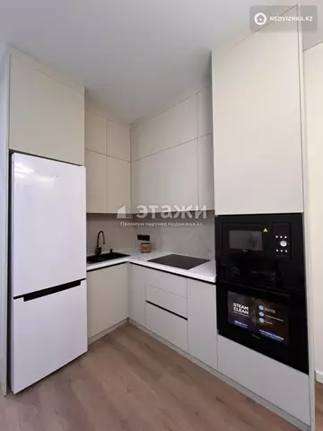2-комнатная квартира, этаж 9 из 18, 43 м²