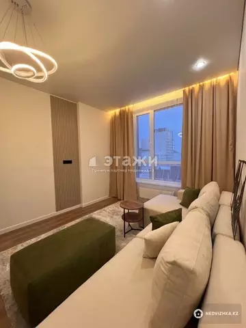 2-комнатная квартира, этаж 9 из 18, 43 м²