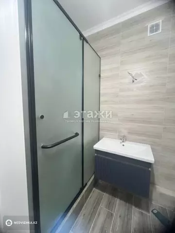 1-комнатная квартира, этаж 9 из 9, 37 м²