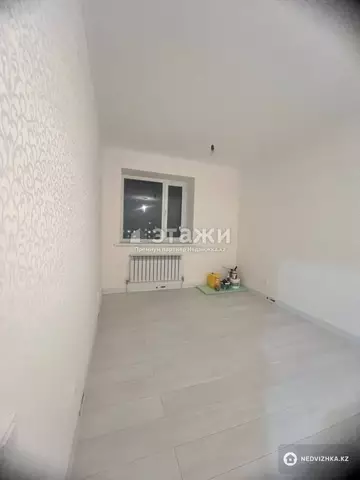 1-комнатная квартира, этаж 9 из 9, 37 м²