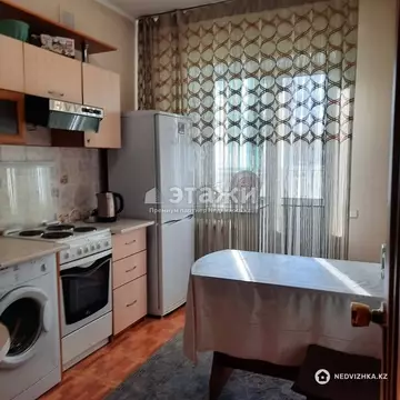 1-комнатная квартира, этаж 2 из 12, 33 м²
