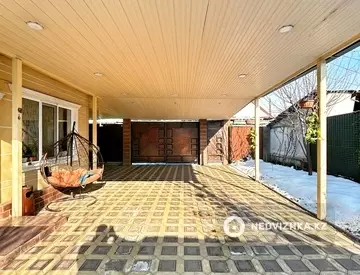 4-комнатный дом, 6 соток, 120 м²