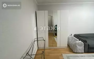 1-комнатная квартира, этаж 4 из 5, 33 м²