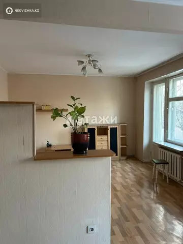 2-комнатная квартира, этаж 2 из 4, 55 м²