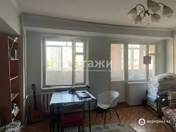 2-комнатная квартира, этаж 8 из 9, 60 м²