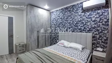 2-комнатная квартира, этаж 9 из 15, 50 м², на длительный срок