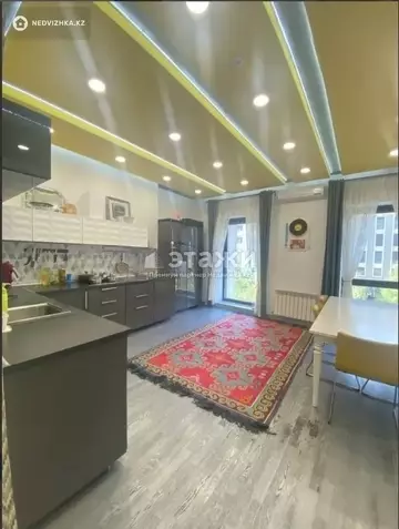 114 м², 3-комнатная квартира, этаж 3 из 6, 114 м², изображение - 0