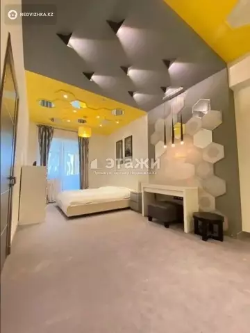 114 м², 3-комнатная квартира, этаж 3 из 6, 114 м², изображение - 2