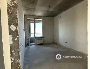 3-комнатная квартира, этаж 10 из 17, 109 м²