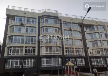 1-комнатная квартира, этаж 3 из 5, 52 м²